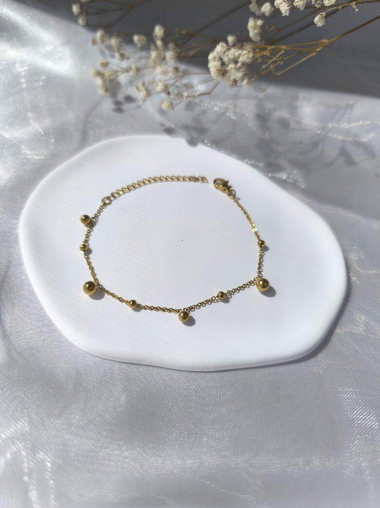 Rokassprādze - Bumbiņas