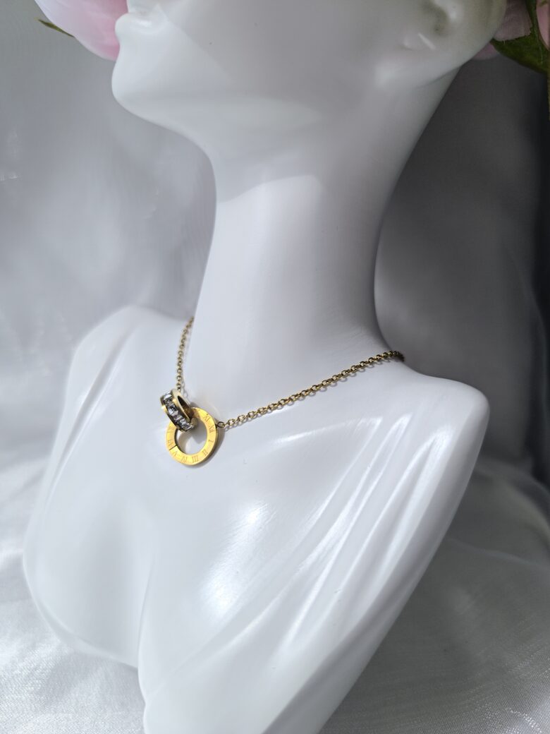 Kaklarota - Elegantā Roma