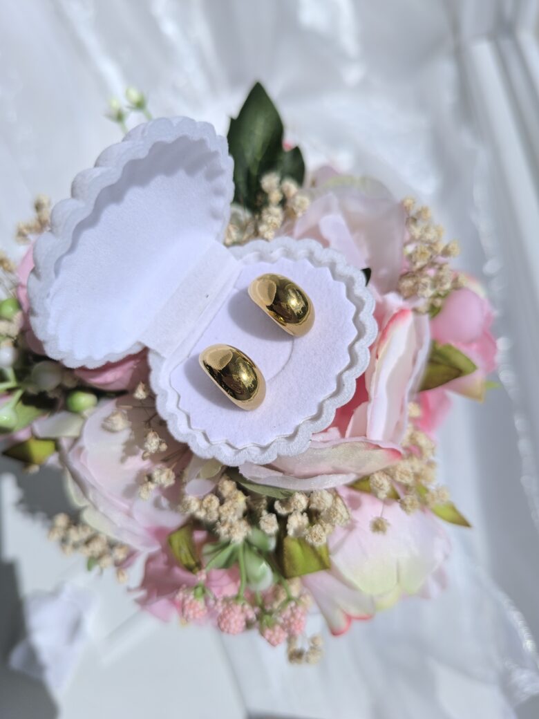 Auskari - Zelta lāsīte