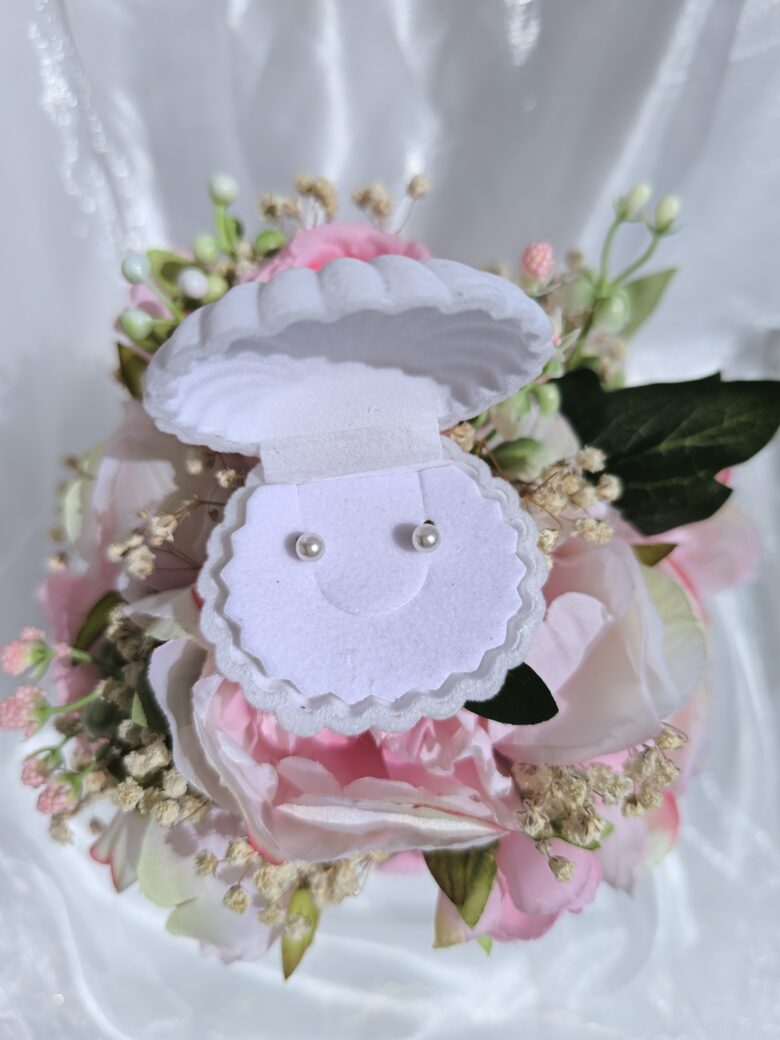 Nagliņauskari - 5mm pērles